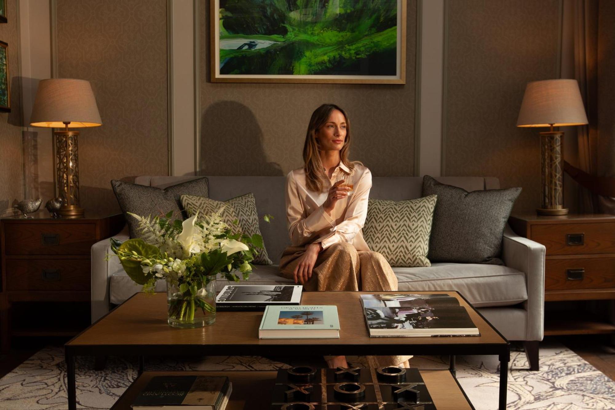 Hotel Intercontinental Edinburgh The George By Ihg Exteriér fotografie A living room